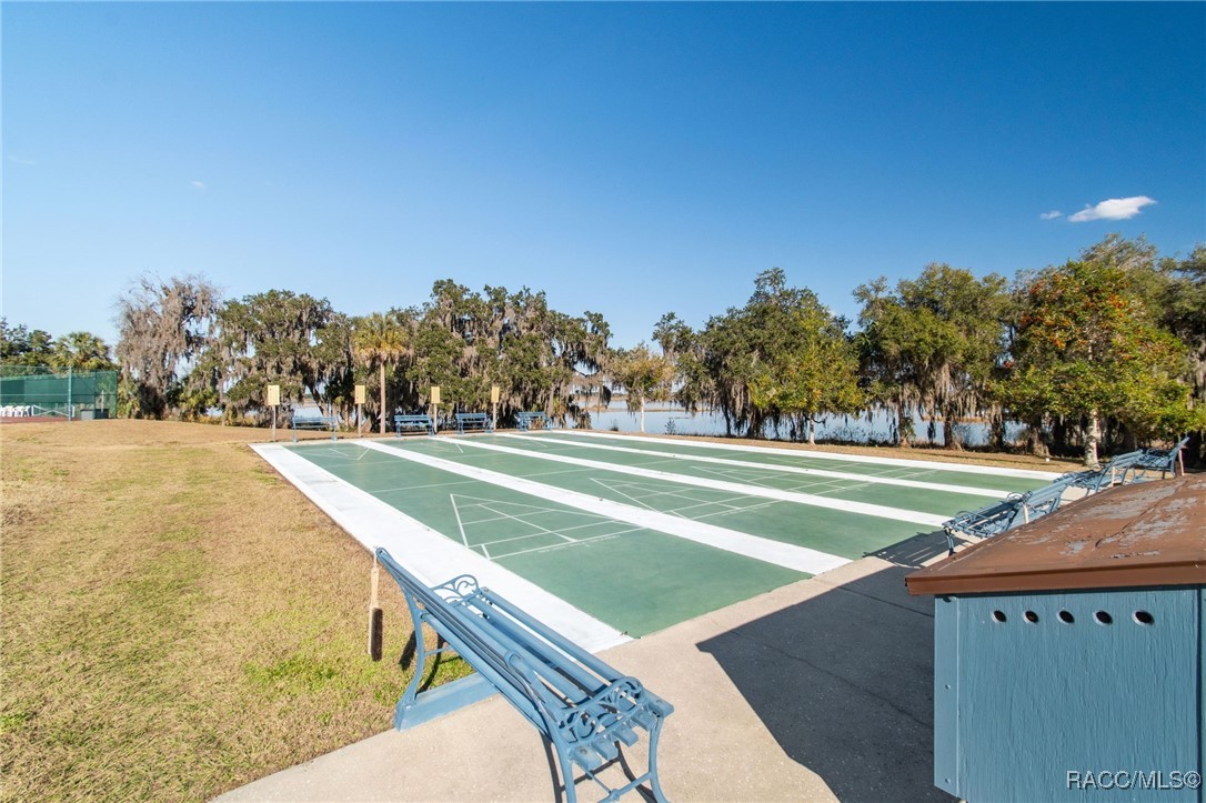 3658 E Arbor Lakes Drive