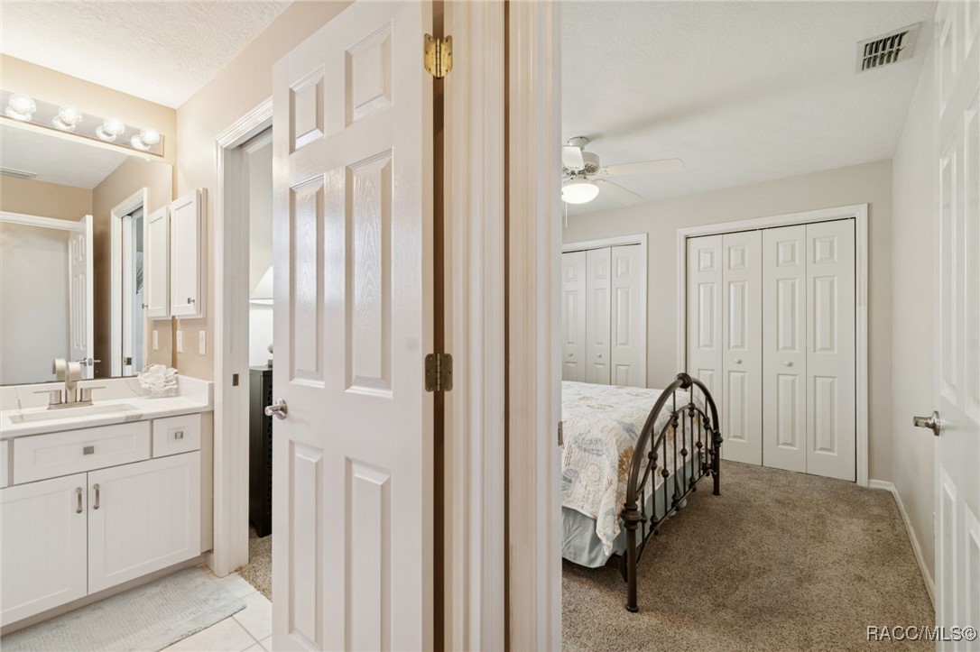 3658 E Arbor Lakes Drive