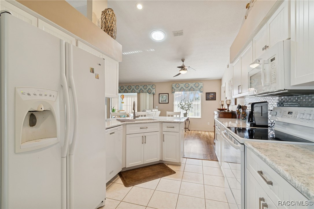 3658 E Arbor Lakes Drive