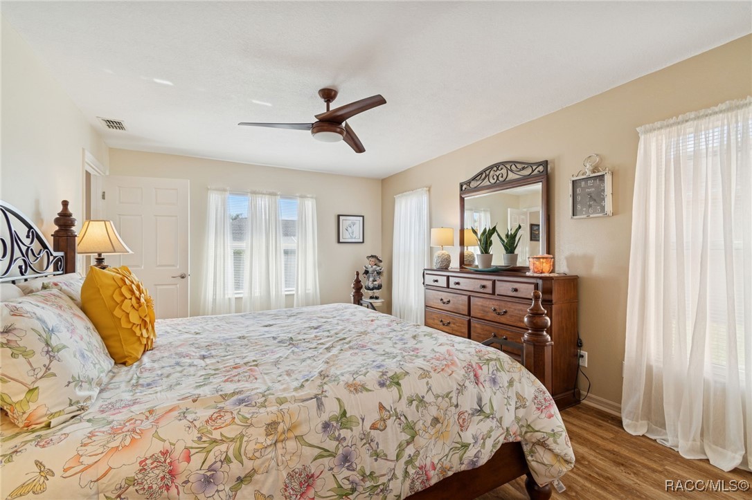3658 E Arbor Lakes Drive