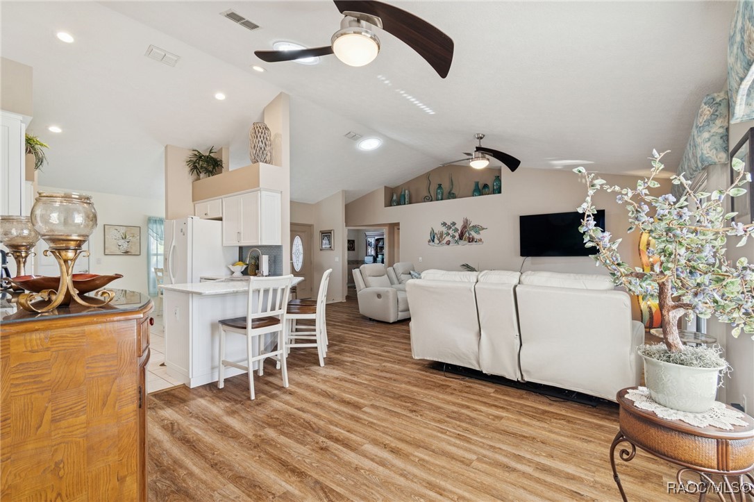 3658 E Arbor Lakes Drive
