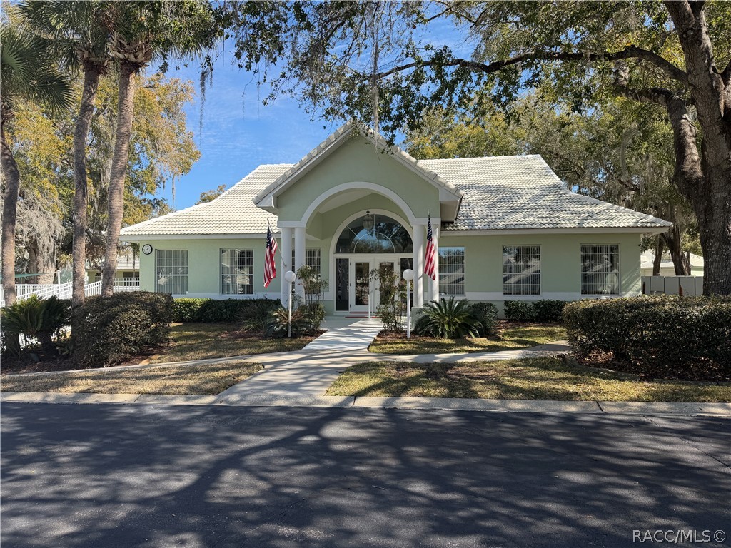 721 Inverie Drive
