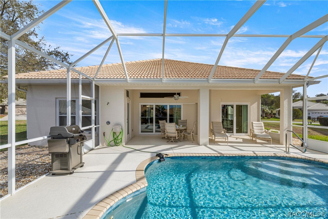 847 W Silver Meadow Loop
