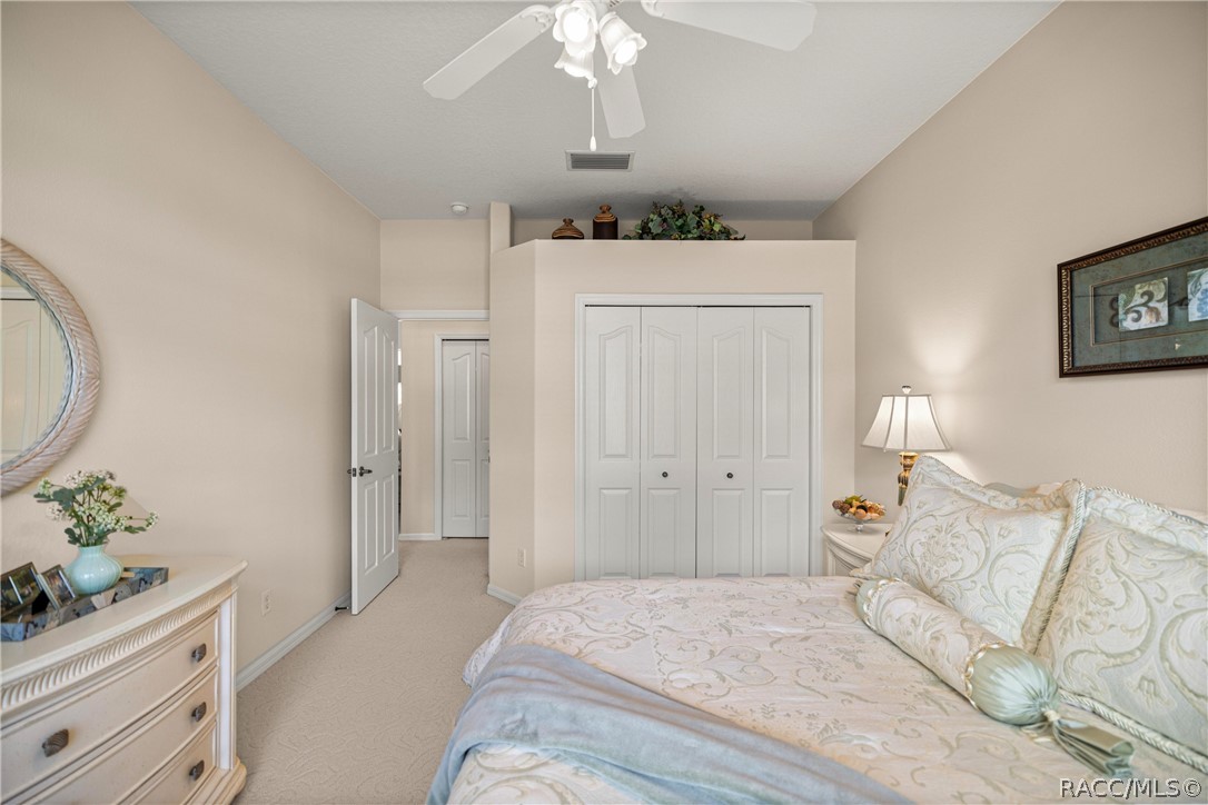 847 W Silver Meadow Loop