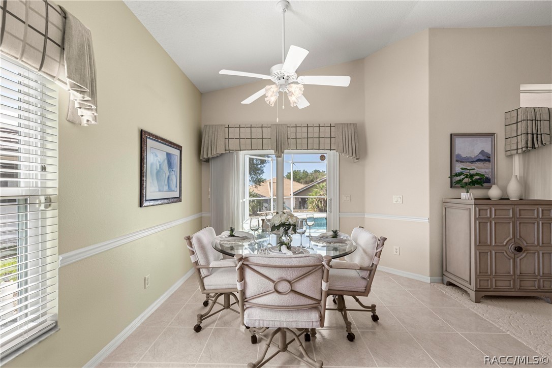 847 W Silver Meadow Loop