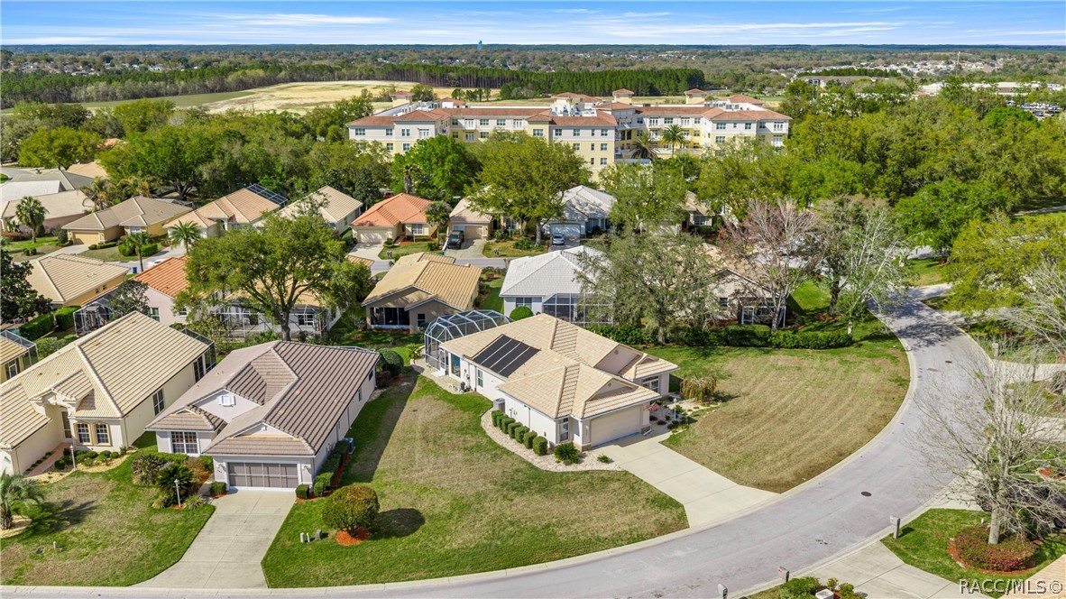 847 W Silver Meadow Loop