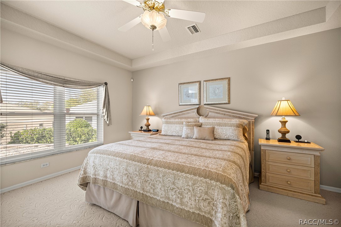 847 W Silver Meadow Loop