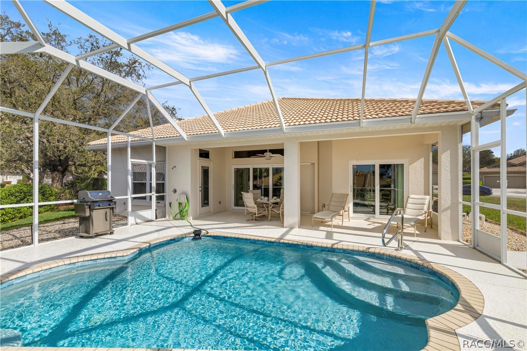 847 W Silver Meadow Loop