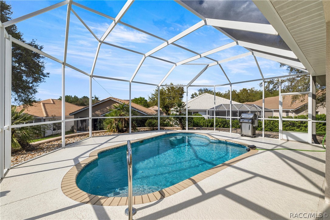 847 W Silver Meadow Loop