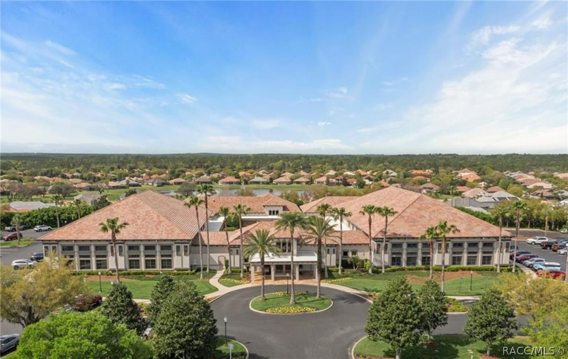 847 W Silver Meadow Loop