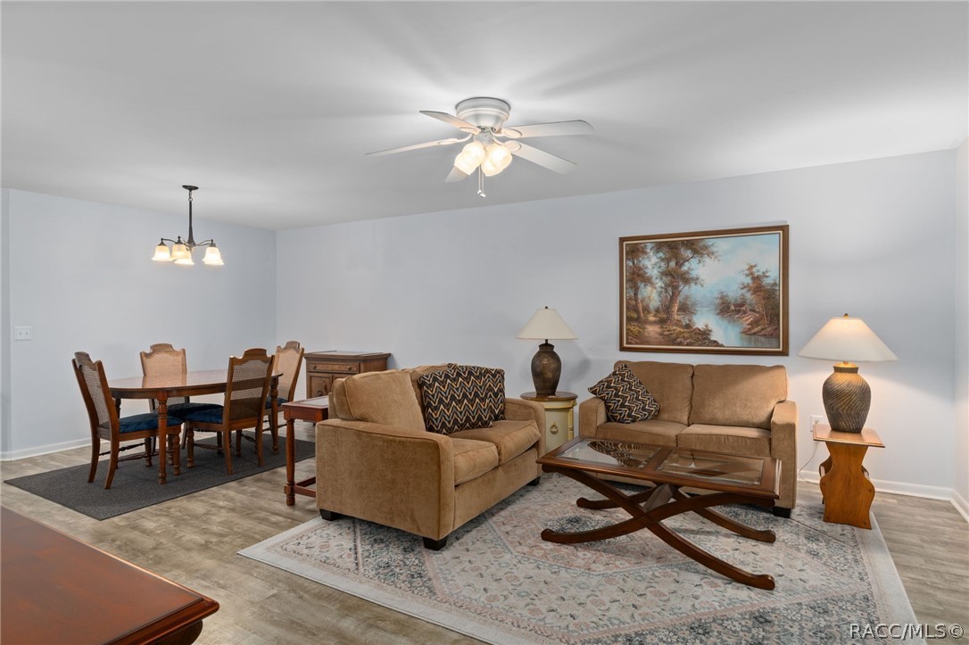 3334 S Royal Oaks Drive