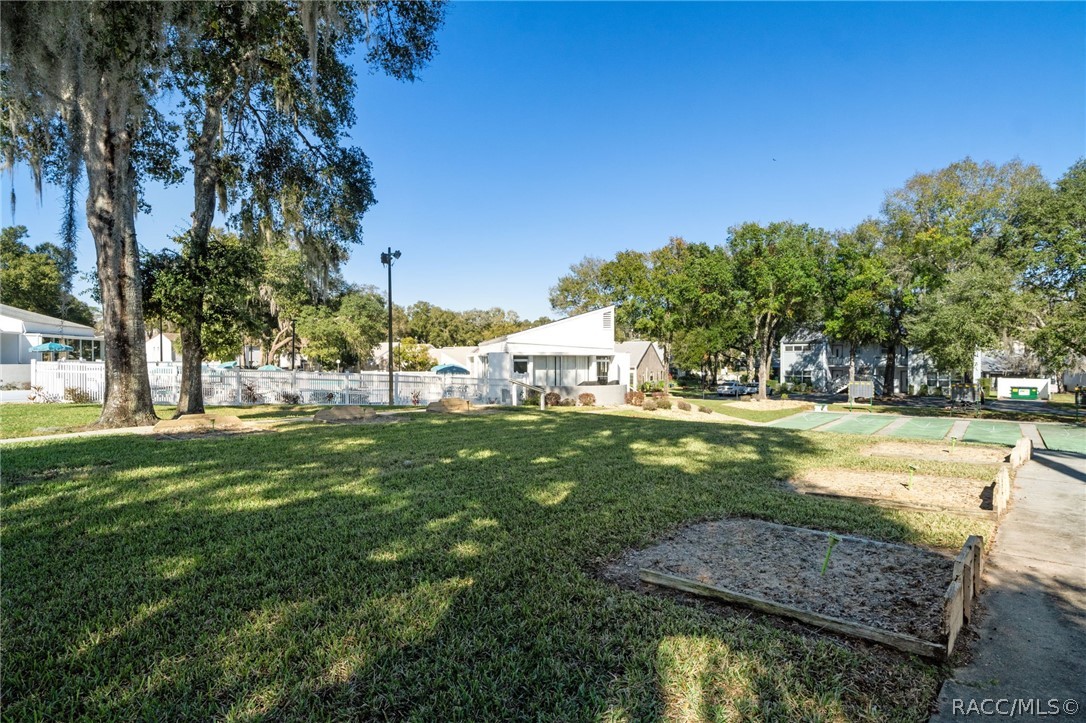 3334 S Royal Oaks Drive