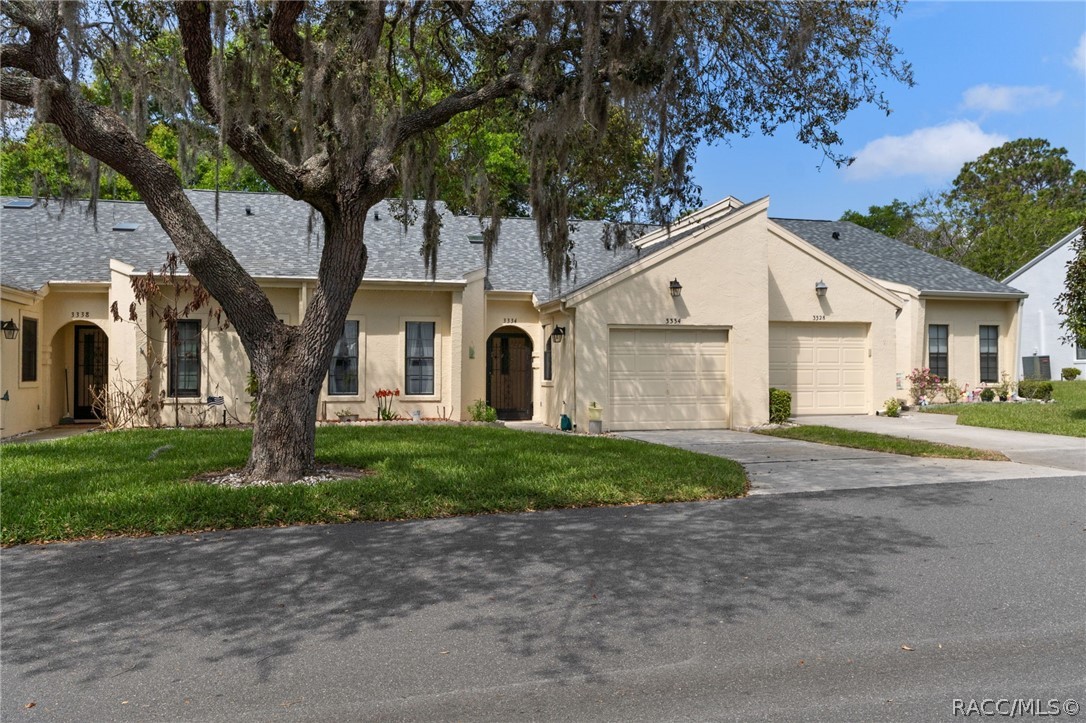 3334 S Royal Oaks Drive