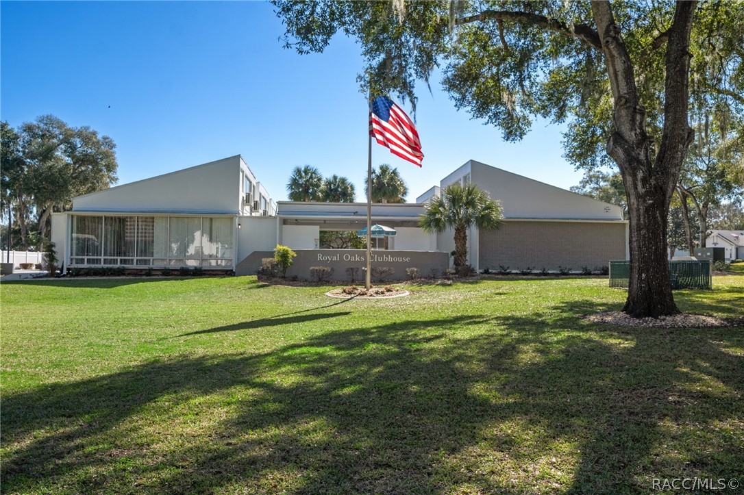 3334 S Royal Oaks Drive