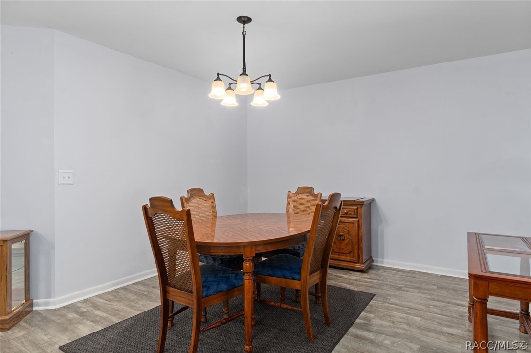 3334 S Royal Oaks Drive