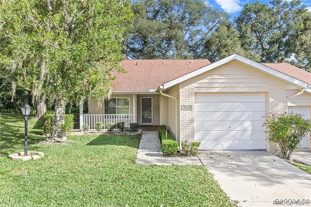 3636 N Lucille Drive