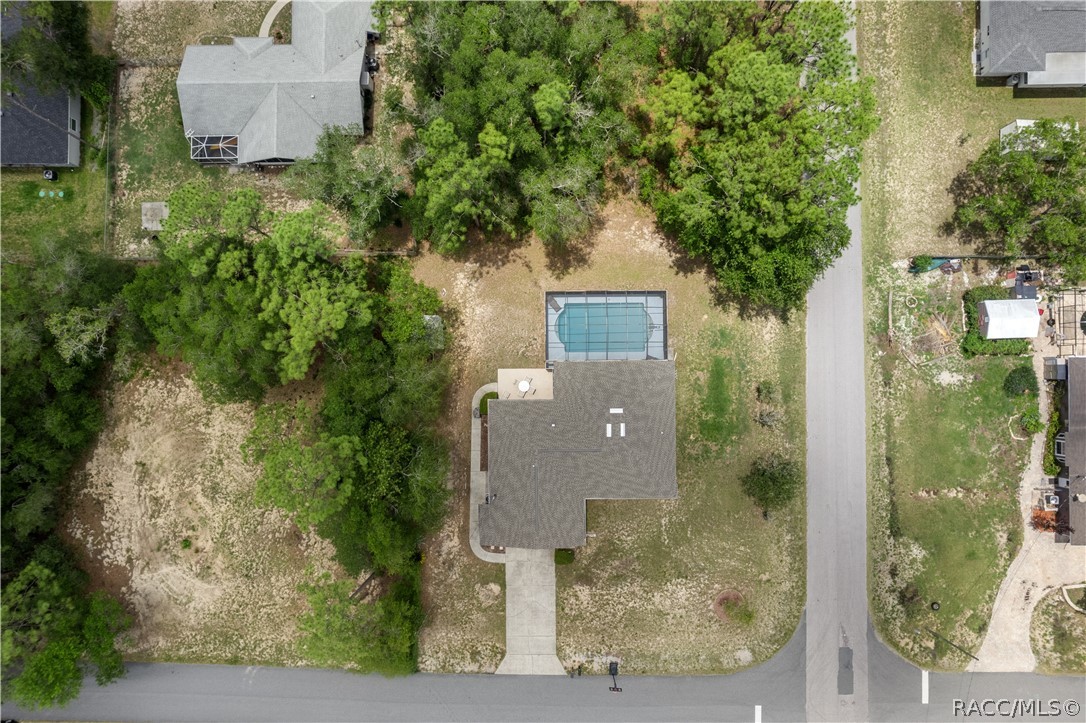 5216 E Hopp Lane