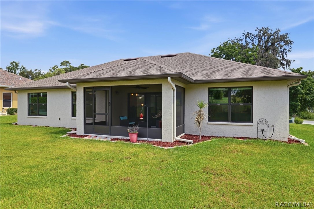 2834 N Canterbury Lake Drive