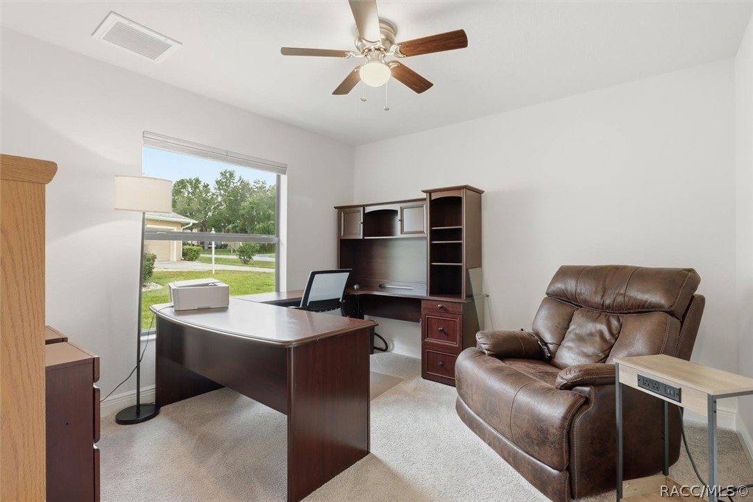 2834 N Canterbury Lake Drive