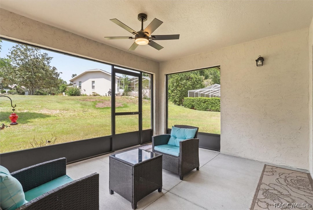 2834 N Canterbury Lake Drive