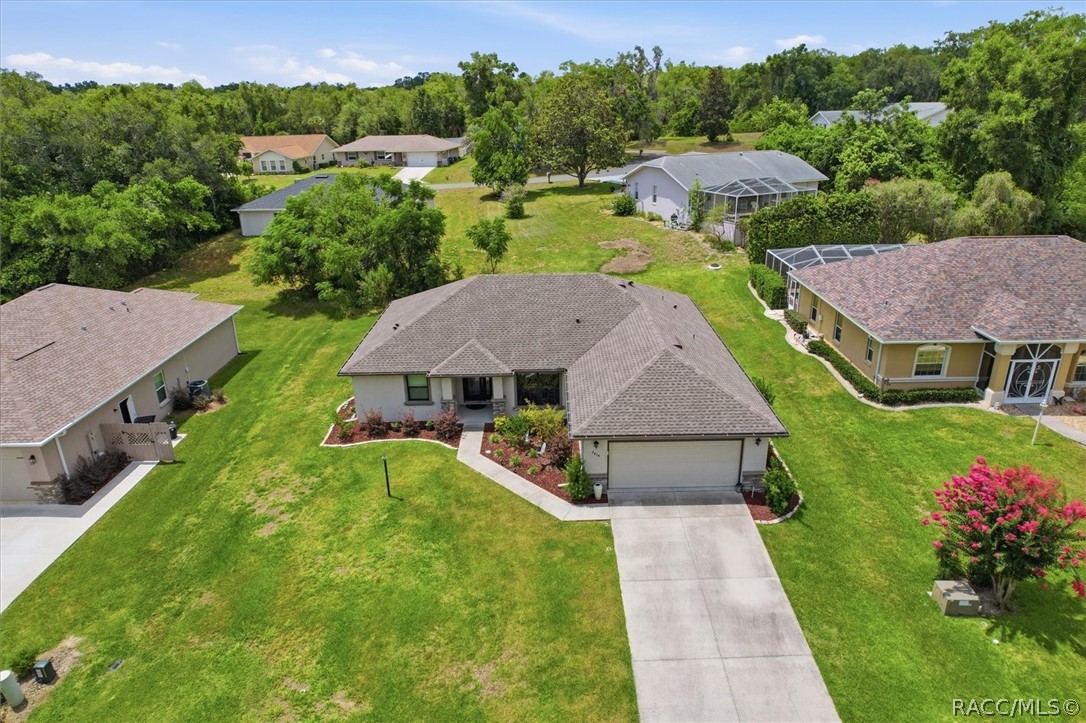 2834 N Canterbury Lake Drive