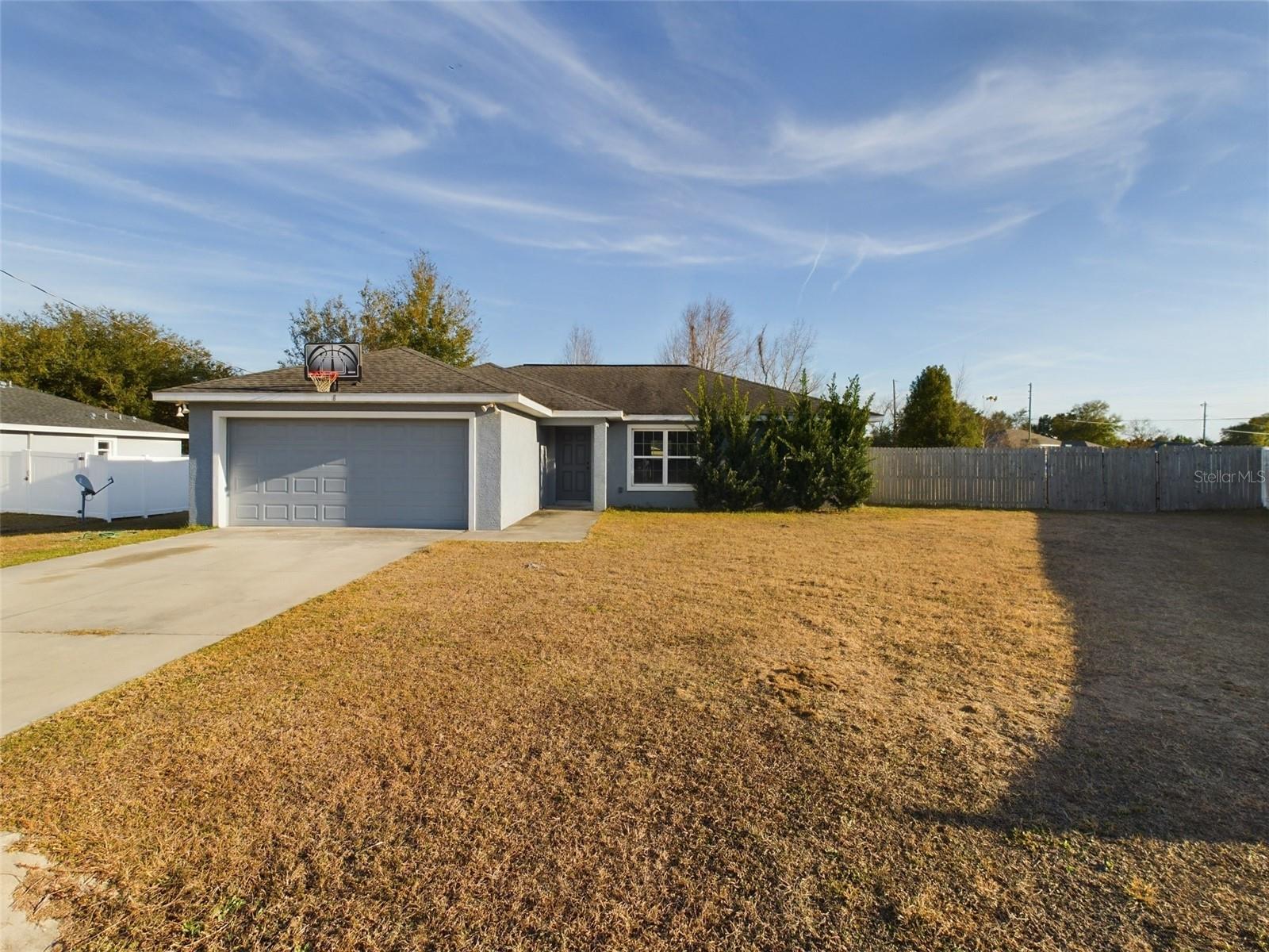 8 DOGWOOD CIRCLE PL