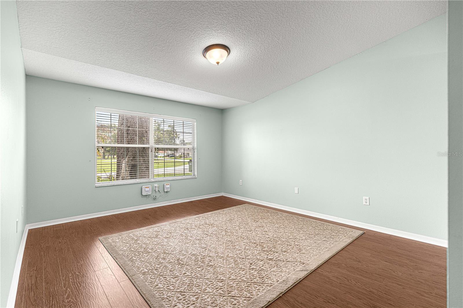 925 BEVERLY HARBORS DR