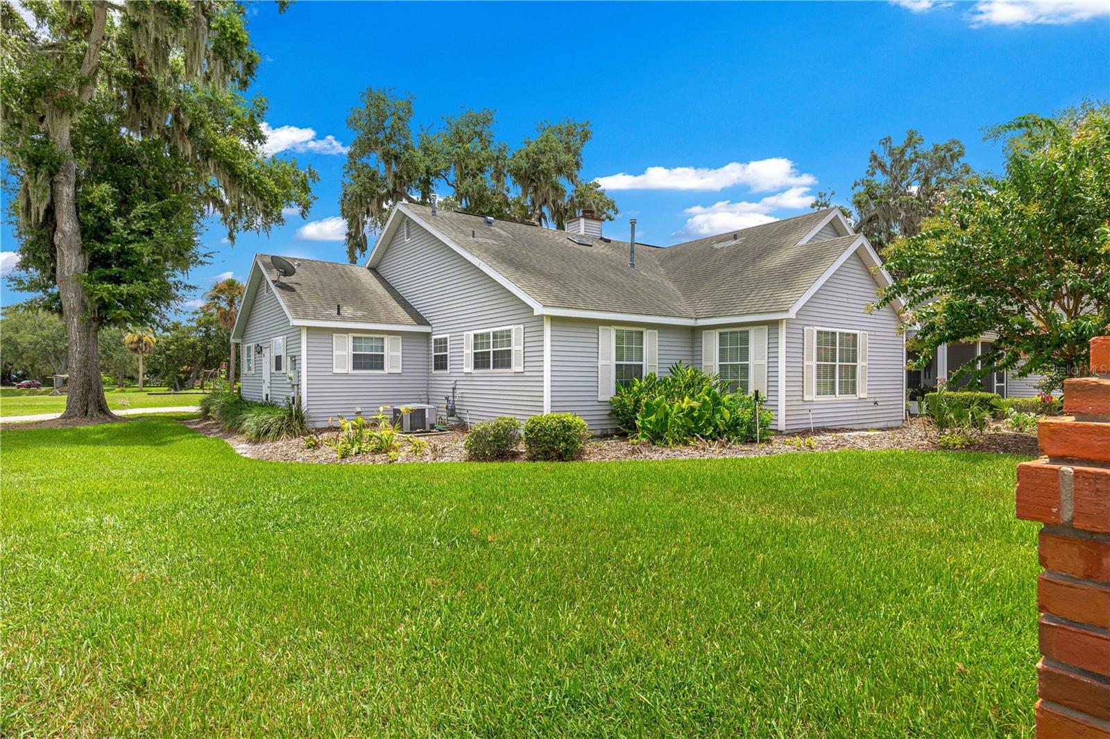 925 BEVERLY HARBORS DR