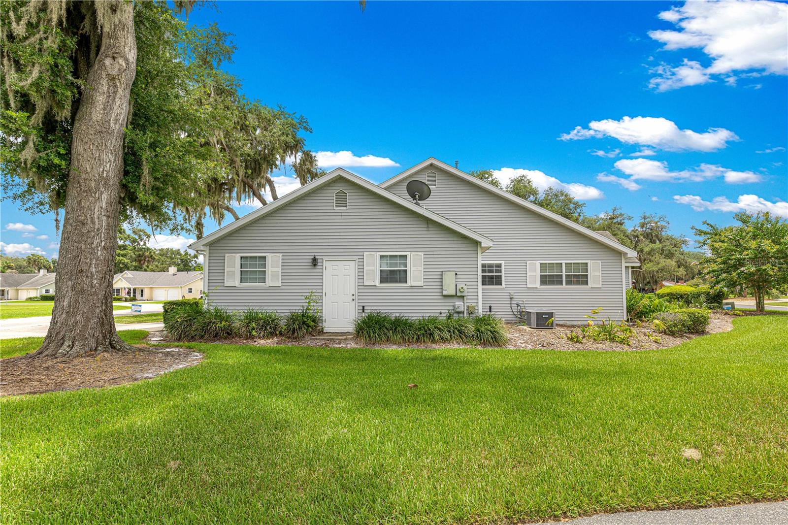 925 BEVERLY HARBORS DR