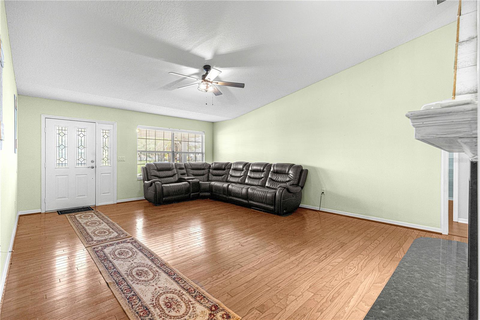 925 BEVERLY HARBORS DR