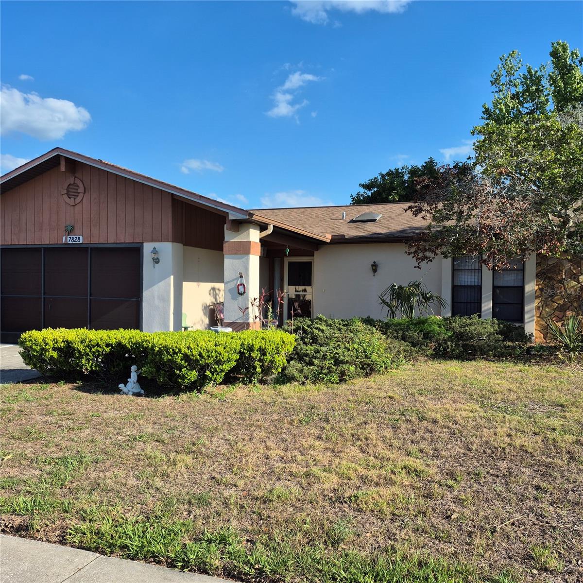 7828 ROYAL STEWART DR