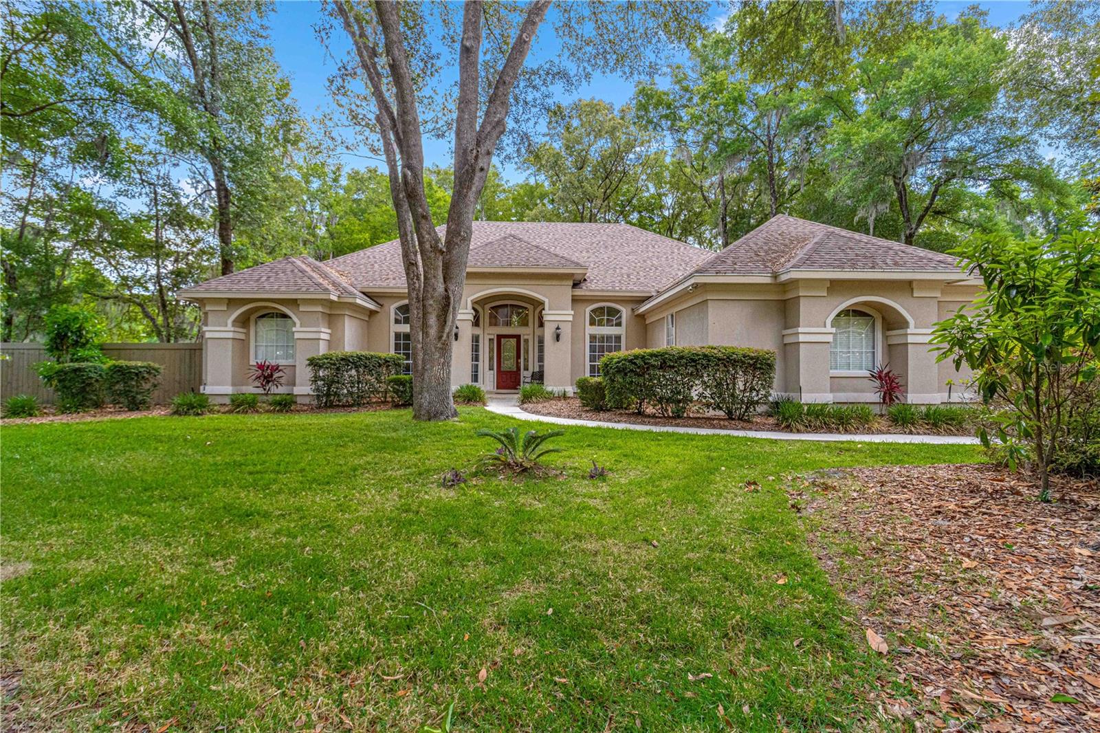3905 SW 95TH TER