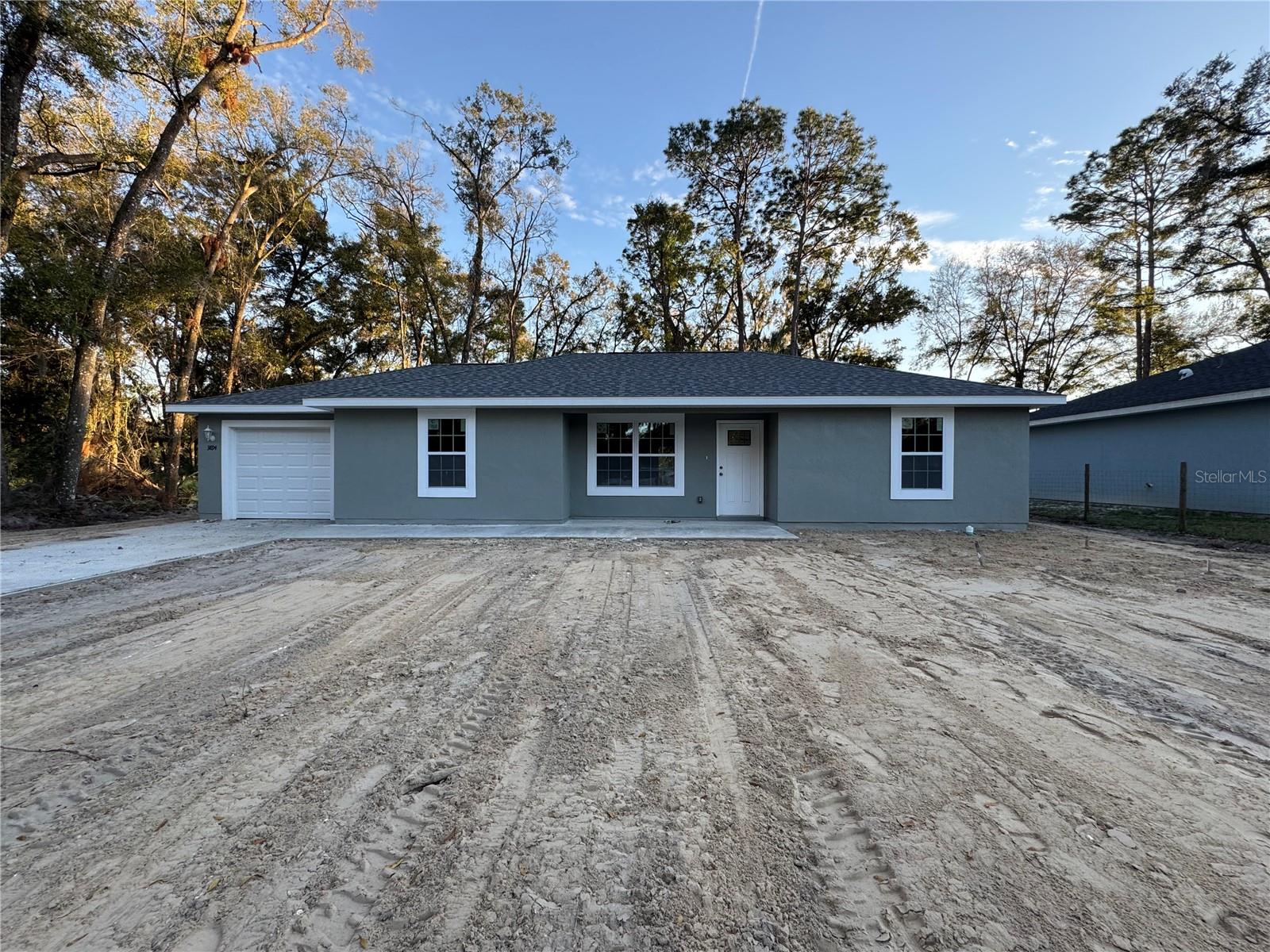 3894 SE 143RD PL