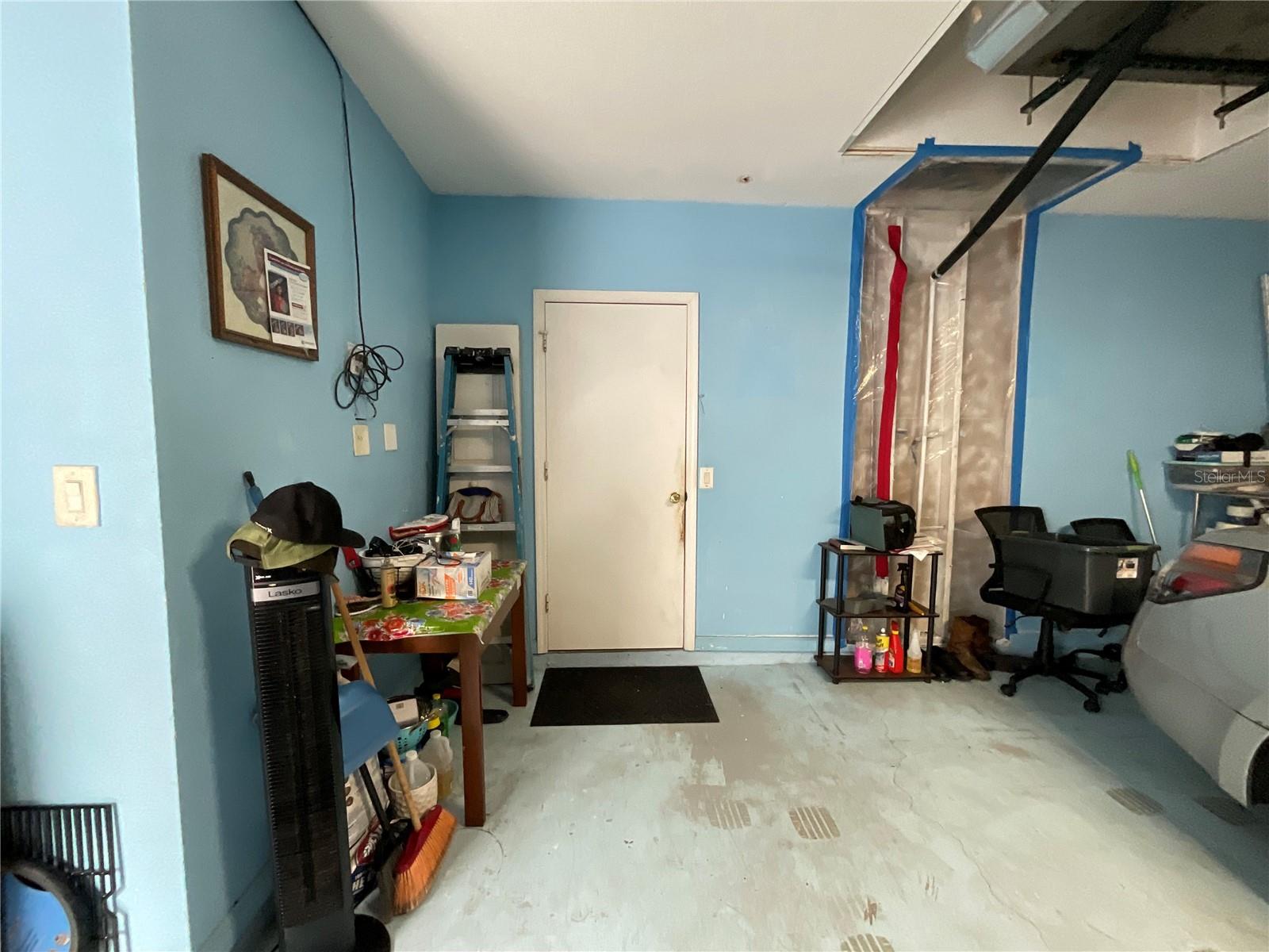 3047 27TH CT