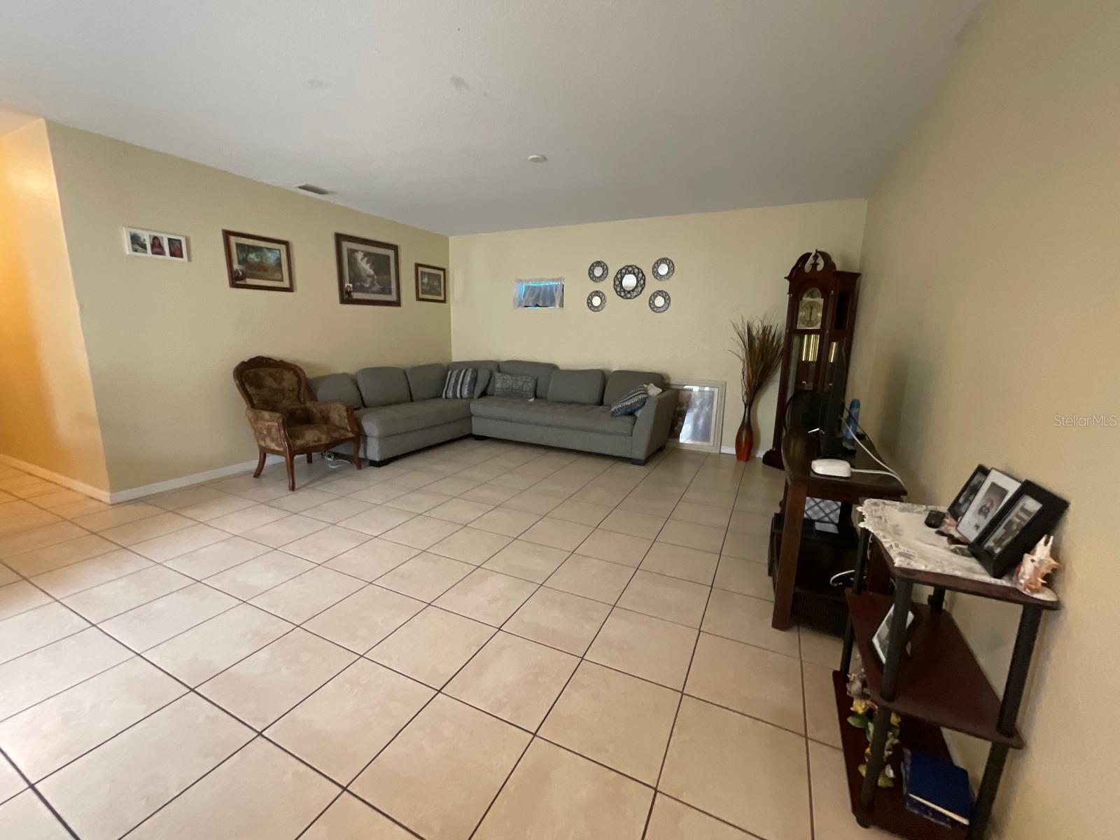 3047 27TH CT
