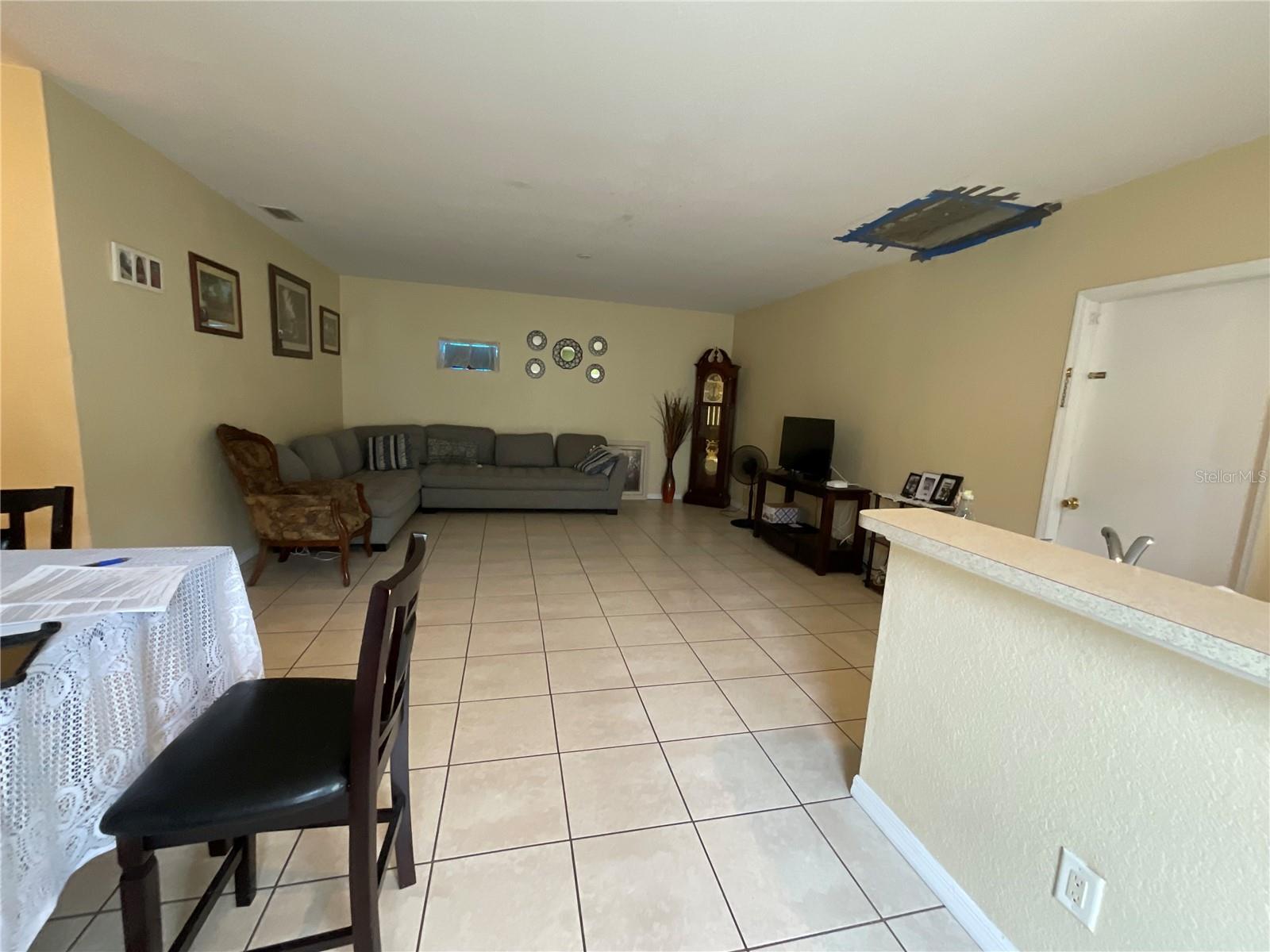 3047 27TH CT