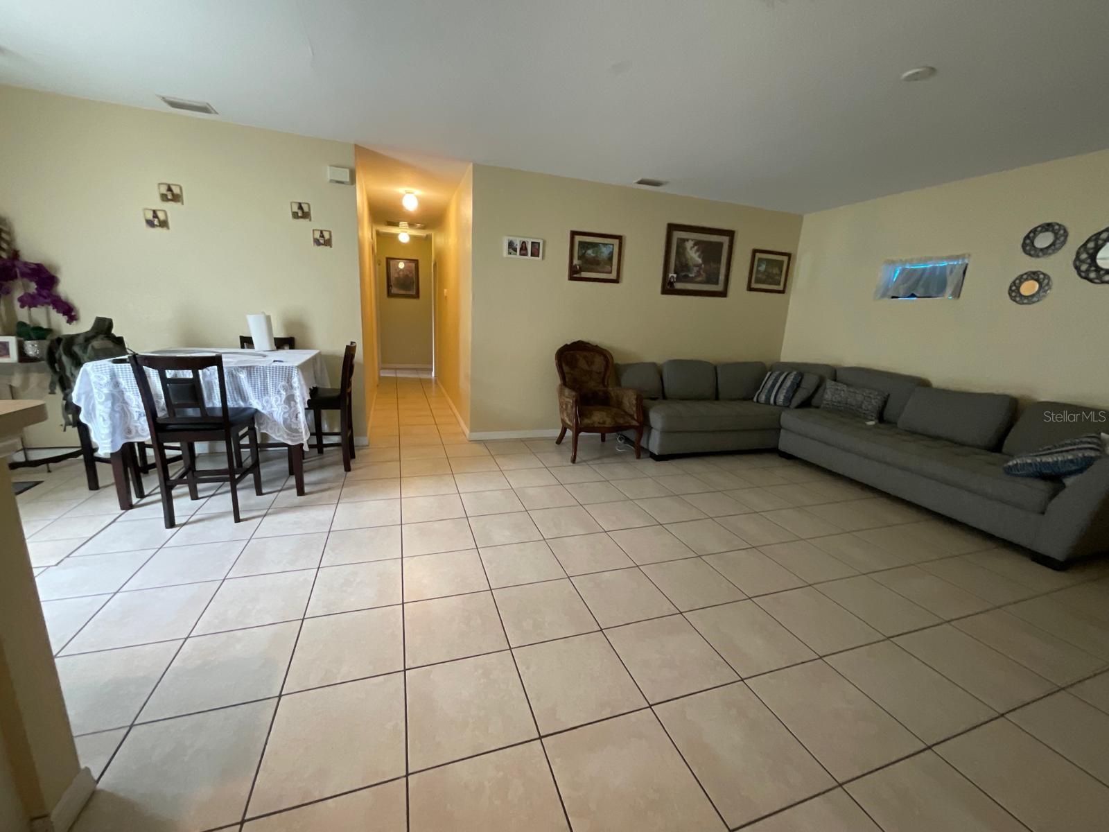 3047 27TH CT