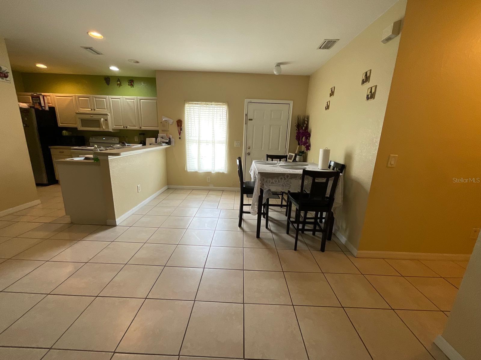 3047 27TH CT