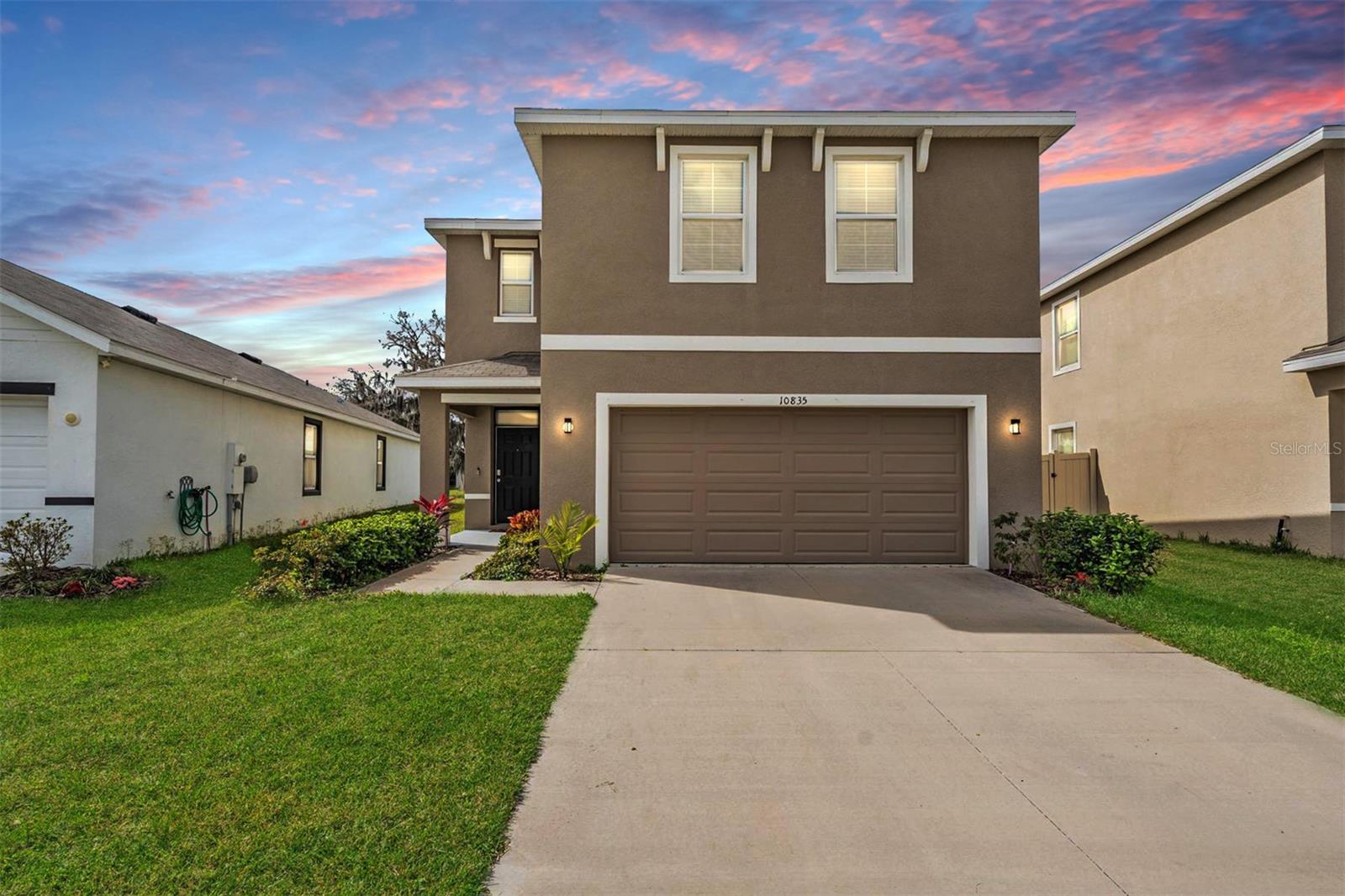 10835 PENNY GALE LOOP