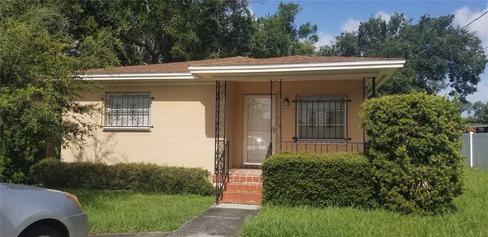 504 N BEVERLY AVE