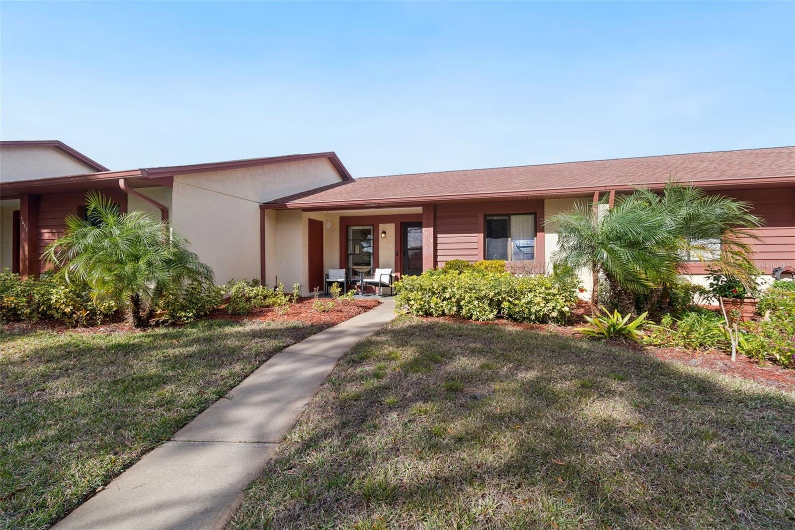 7519 GREYSTONE DR