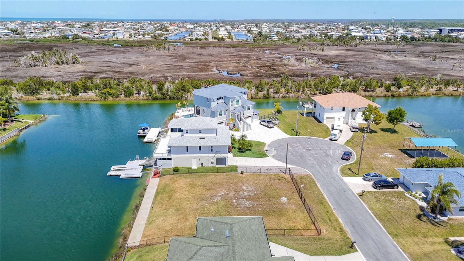 3377 OLEANDER DR