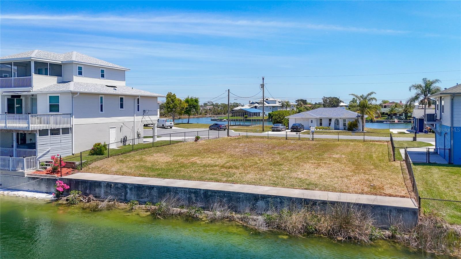 3377 OLEANDER DR