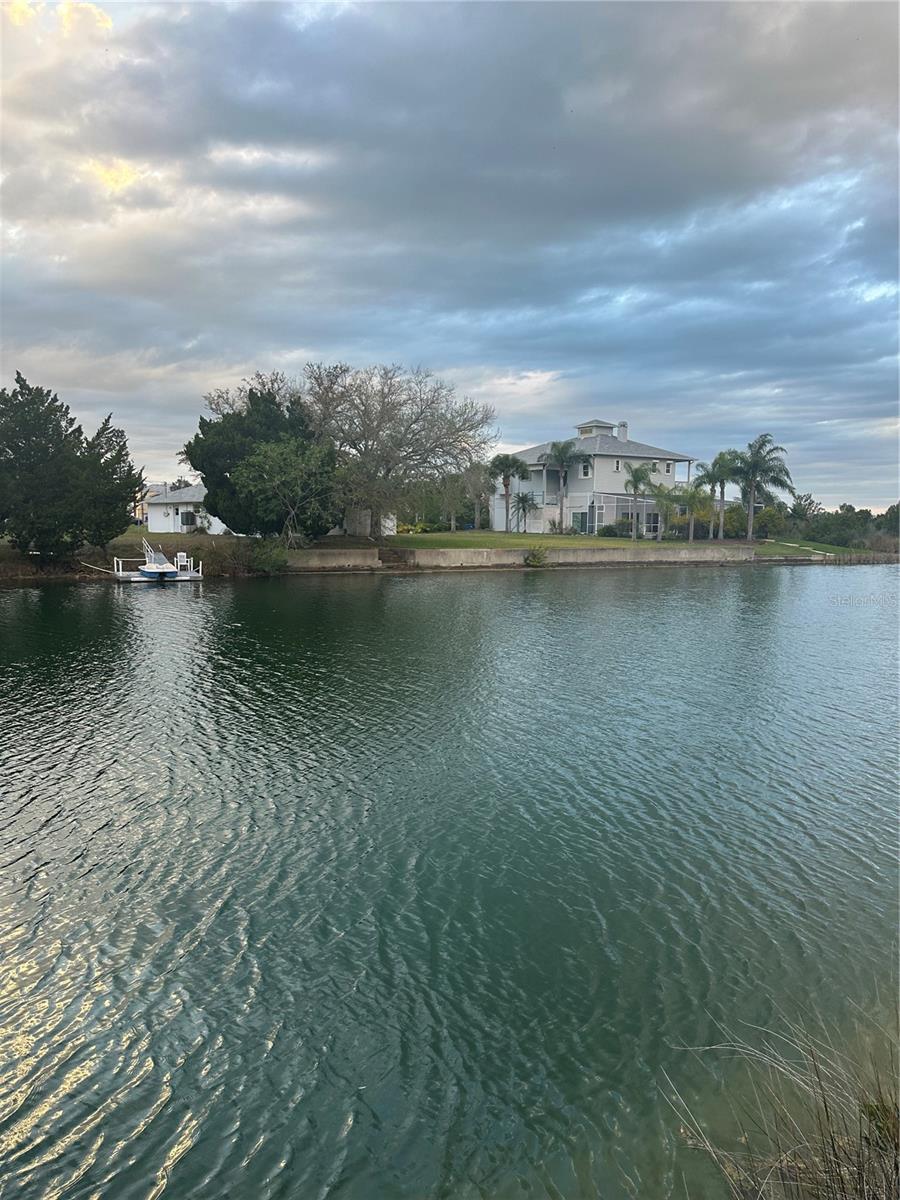 3377 OLEANDER DR