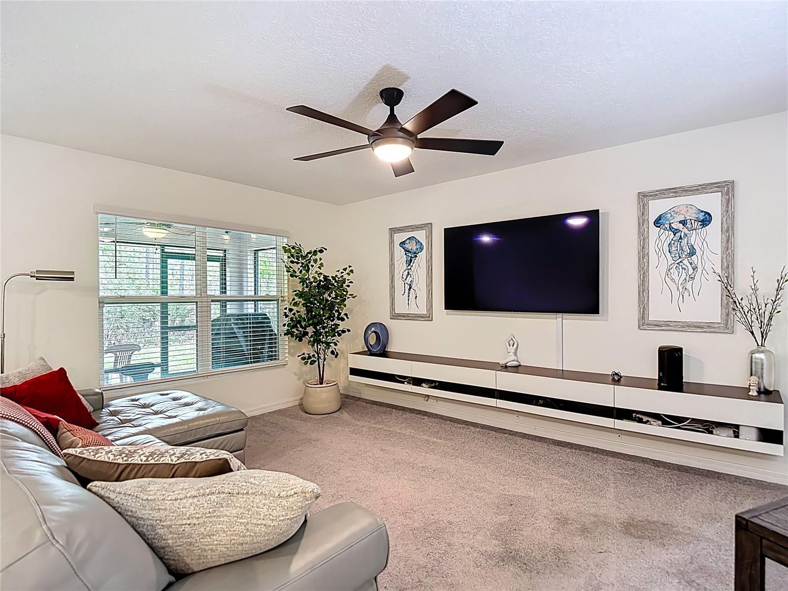 5274 DIANTHA WAY