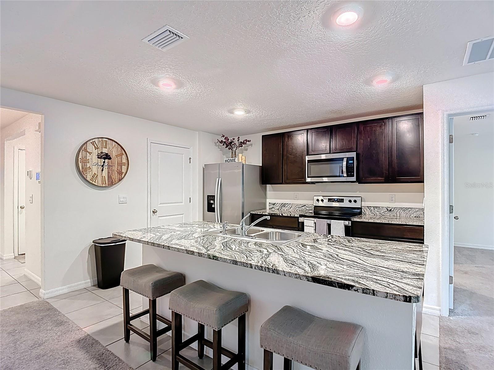 5274 DIANTHA WAY