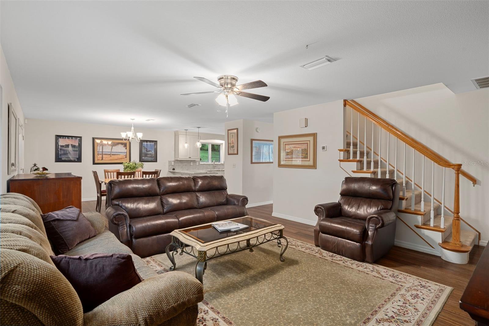 15839 POWERLINE RD