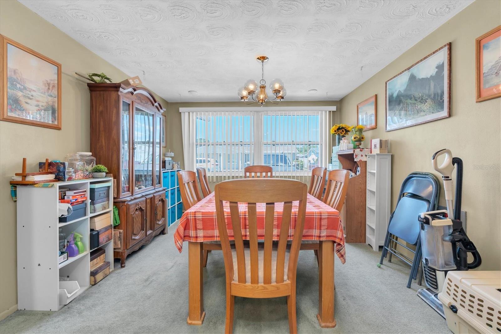 3352 SEFFNER DR