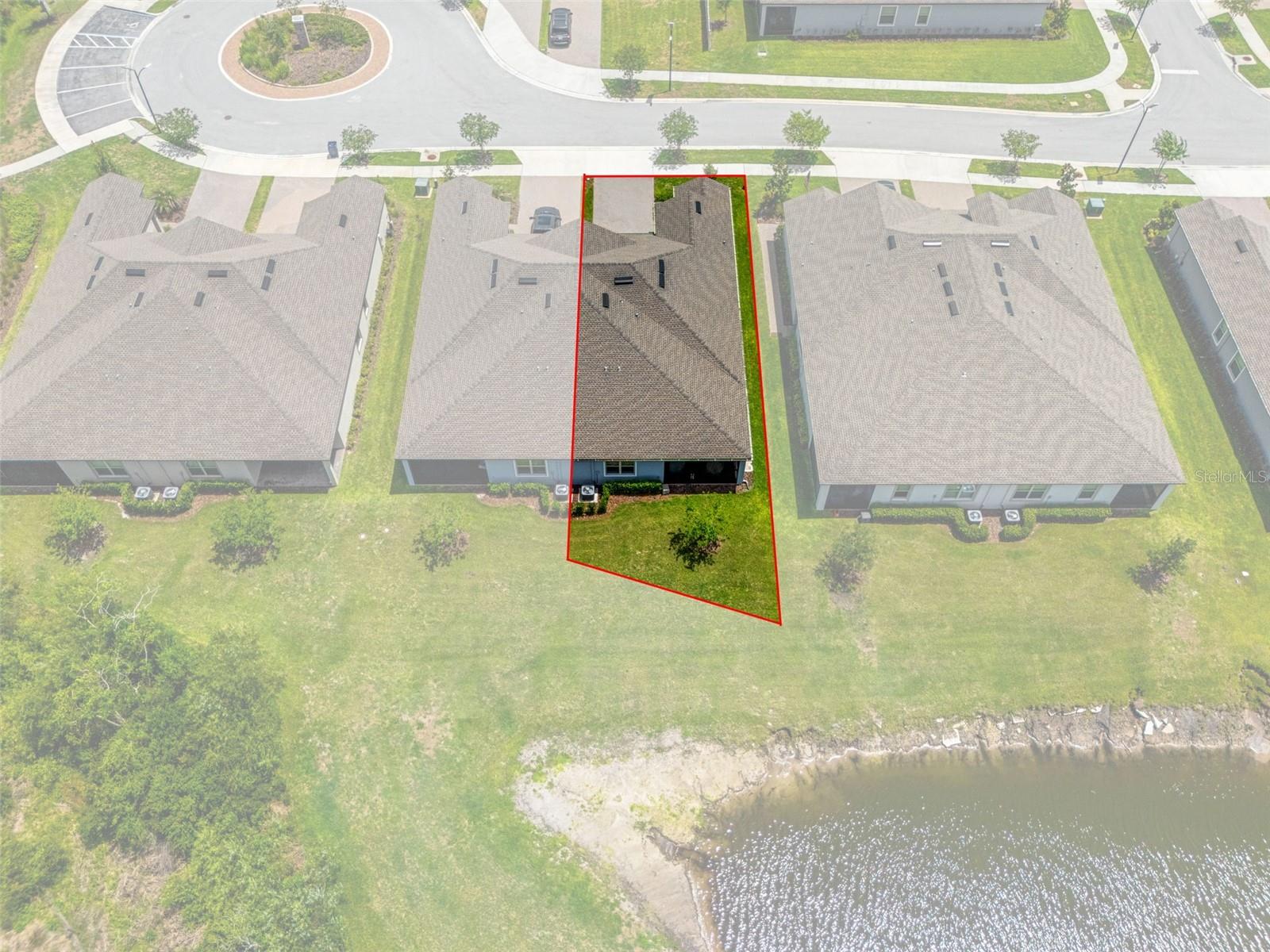 10093 CAMPANULA CT