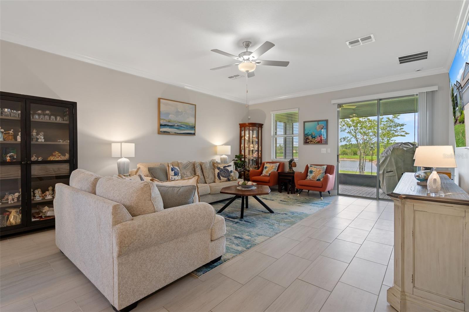 10093 CAMPANULA CT